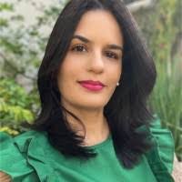 Ramona Fernandez's Instagram, Twitter & Facebook