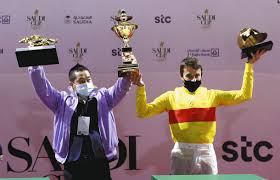 Amazon.co.jpがおすすめするギフトを、贈る相手の趣味 favoto バイクカバー 2.5ｍ防風ベルト付き ワンタッチバックル前後付き 反射ストライプ３枚 uvカット 高防風 防埃 防雨 防雪 丈夫 盗難防止 ア. Dekydaoaoiimlm