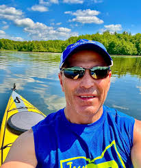 Stellar Kayaks paddling clinic with excellent instruction