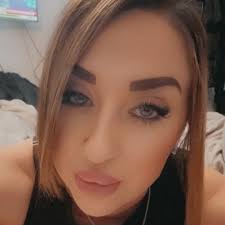 Keely Stevenson (@keels91)