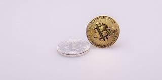 Anyone who invested in bitcoin as an investment when the people taking it were julian assange and drug traffickers is certifiable. M51ql1kkktkw4m