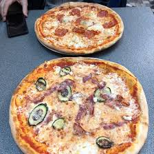 Michele placido, alessandro gassman, ambra angiolini. Pizzeria Viva L Italia Milan Zone 3 Photos Restaurant Reviews Order Online Food Delivery Tripadvisor