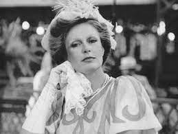 Born 14 august 1938, wilanów, poland) is a renowned polish actress and tv personality. Beata Tyszkiewicz Fotografie Z Filmow