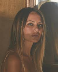 ☀️ . . . . 📷 @thomrever 🏠 @umoya_experience 💆‍♀️ @balatomarianohair 🎵  @iamfedericodinapoli