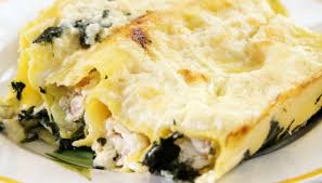 Lasagne in bianco condite con una besciamella al salmone e spinaci. Ricetta Cannelloni Ripieni Con Salmone Affumicato E Ricotta Le Ricette Di Buonissimo