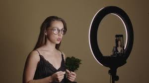 A corporate raider (richard gere) pays a gorgeous hooker (julia roberts) to be his escort for a business week in beverly hills. Positive Pretty Woman Beauty Blogger Stock Footage Video 100 Royalty Free 1063639747 Shutterstock