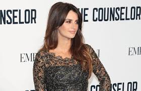 Offenes geheimnis 2018 ganzer film. Penelope Cruz Furchtet Das Alter Nicht