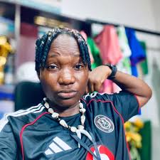 Got my jersey today! It was a gift 🎁 🥰❤️ I love it!!! Once and always!!  🏁🏴‍☠️🖤🎯