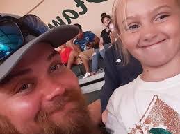 Lisa Singleton's Instagram, Twitter & Facebook