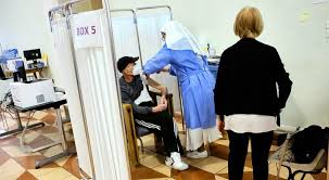 Scopri il mondo di yahoo. Vaccino Libero In Puglia Da Oggi Iniezioni Una Ogni Tre Minuti Senza Prenotazione Ecco Chi Puo Farlo