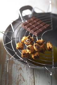 Beignets De Carres De Chocolat Larousse Cuisine Recette Beignet Chocolat