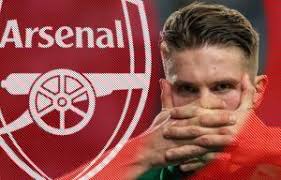 Cesc Fabregas and Ferdinand stunned as Man Utd star Fred takes free-kick  ahead of Mata vs City