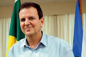 Prefeito do rio de janeiro, marido da cristine e pai do bernardo e da isabela. Qk6f9motxag6dm