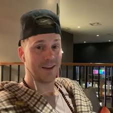 #StepUp2 star Robert Hoffman an accomplished Hollywood actor, dancer, host  and producer, movie credits include She's The Man, You Got Served, Aliens  In The Attic, and Step Up 2 , is coming to Mumbai ...