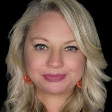 Miranda Barfield's Instagram, Twitter & Facebook