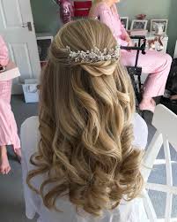 40 layered haircuts for long hair for women with different hair types and hair colors. Top 40 Best Wedding Hairstyles For Long Hair 2019 Hairstyle Samples
