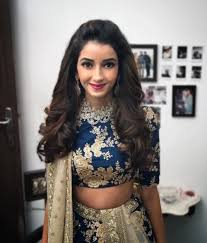 Image Result For Bridal Hairstyles For Long Hair On Lehenga Choli Beautifulhairstylesonlehenga Lehenga Hairstyles Open Hairstyles Saree Hairstyles