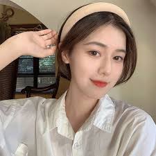 3 Cách Đeo Bờm Cho Tóc Ngắn Không Bị Tuột Hoặc Xô Rối