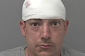 Mum slams pub for refusing to serve her 19-year-old daughter wine