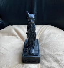 Black Carved Stone Bastet Egyptian Cat Goddess Desk Statue Figurine wEaring