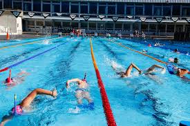 Caen La Mer Covid 19 Un Cas Positif Parmi Les Maitres Nageurs Un Maitre Nageur Travaillant Pour Les Piscines De Caen La Mer A Ete Teste Positif A La Covid 19 Prete