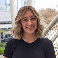 Jennifer Nutt's Instagram, Twitter & Facebook