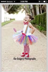 Das clown kostüm für damen, herren und kinder hat einen riesengroßen vorteil zu vielen anderen verkleidungen: Trunk Or Treat Clown Party Clown Kostum Susser Clown