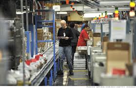 New associate members will be billed by the national postal mail handlers union for annual dues when the plan receives notice of enrollment. Postal Service Offers Buyouts To 45 000 Mail Handlers May 25 2012