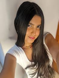 Me Encantas Chica Bella