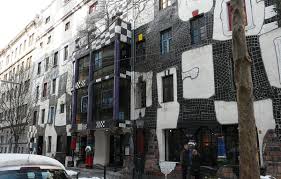 Hundertwasser nz 1998 hg.jpg1,758 × 1,758; Kunst Haus Wien Museum Hundertwasser Ausstellungen Fur Die Ganze Familiii