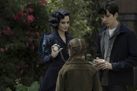 Recenziya Na Film Dom Strannyh Detej Miss Peregrin