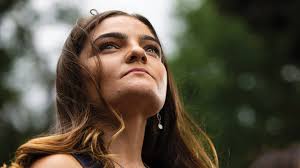 Blind date with a long commute