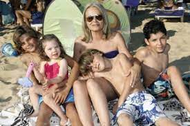 Politiko portuges (pap) edite estrela (ro); Caras Edite Estrela Tenho Muito Orgulho Na Minha Familia