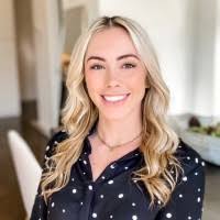 Courtney Fikes's Instagram, Twitter & Facebook