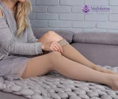 Compression Stockings To Help Treat Varicose Veins Veinsolutions Austin