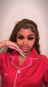 It's giving that girl from Friday