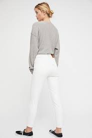 Calça Jeans Levis Mile High Super Skinny Levi S Mile High Super Skinny Jeans In 2020 Super Skinny Jeans Super Skinny Levi Jeans Outfit