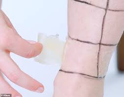 Using a moisturizing gel or. Woman Tests 21 Methods Of Hair Removal On Her Legs Daily Mail Online