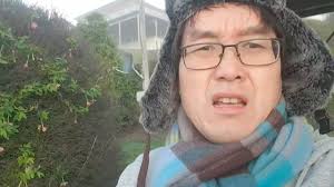 Special edition Raymond Lum 1 minute moment