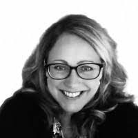 Renee Isler's Instagram, Twitter & Facebook