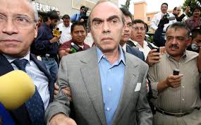 La periodista lydia cacho y kamel nacif. Se Queda Kamel Nacif Sin El Reino De La Mezclilla