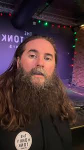 2 wknds left & a lot more memories to make @ the honky tonk!🤠