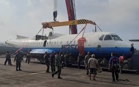 Pesawat milik tatarstan airlines itu jatuh d kazan. N250 Pujaan Dunia Terhenti Oleh Krisis Dan Berakhir Di Museum Kabar24 Bisnis Com