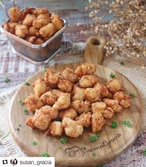 Untuk membuat ayam goreng tepung keriting, ayam bukan cuma harus dilapisi tepung. Brilio Tips Jenis Tepung Untuk Ayam Kfc 10 Resep Ayam Geprek Crispy Enak Sederhana Dan Mudah Dibuat Tepung Terigu Membuat Kue Lebih Empuk Dan Lembut Tepung Sagu Membuat Lebih Agak Keras Tepung