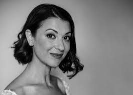 Anna Quillin's Instagram, Twitter & Facebook