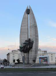 Pomnik czynu rewolucyjnego w rzeszowie opinie, rzeszów. File Rzeszow Pomnik Czynu Rewolucyjnego Jpg Wikipedia
