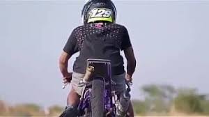 Pada kesempatan kali ini akan kami bagikan mentahan background racing drag bike dan mobil. Polosan Vidio Drag Bike 30 Detik Cinematik Mentahan Story Wa Drag Racing 2020 Storywa Statuswa Youtube