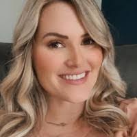 Desiree Lamb's Instagram, Twitter & Facebook