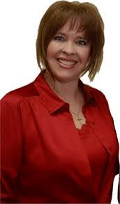 Donna Helzer's Instagram, Twitter & Facebook