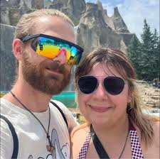 Unique grip designs for skateboard deck?